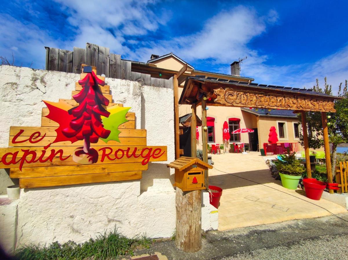 Le Sapin Rouge - Restaurant - Bar - Chambres D'Hotes Artigues  Bagian luar foto